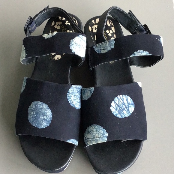 gorman Shoes Gorman Black And Light Blue Batik Print Platform